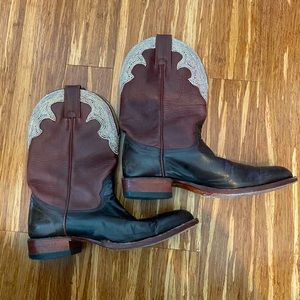 Custom bejeweled cowboy boots